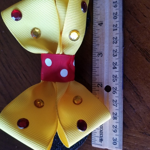 Girl hair bow - Picture 3 of 3